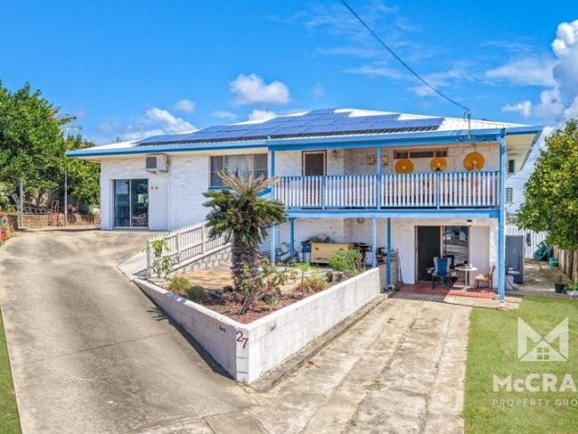 PREMIUM LOCATION LARGE FAMILY RESIDENCE