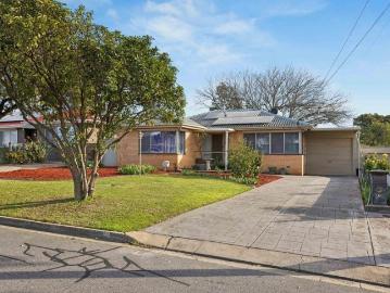 Premium Location, Premium Home!