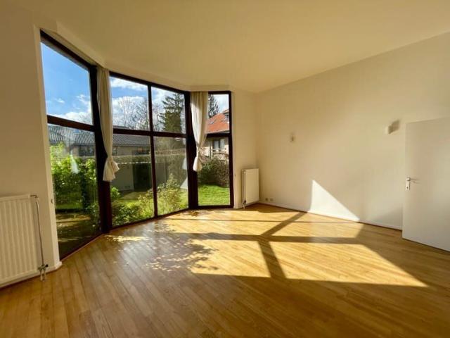 Premium Location 4 rooms garden and terrace