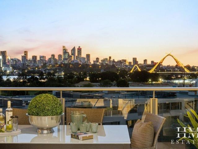 PREMIUM PERTH APARTMENT SWEEPING PANORAMIC VIEWS