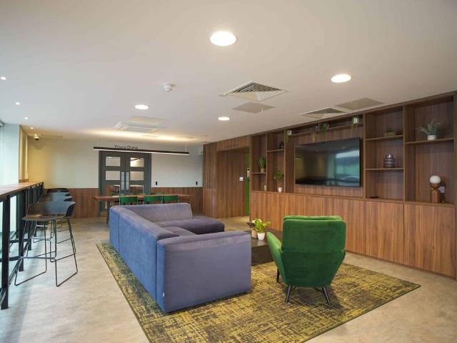 Premium Plus Studio
