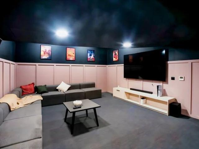 Premium Plus Studio