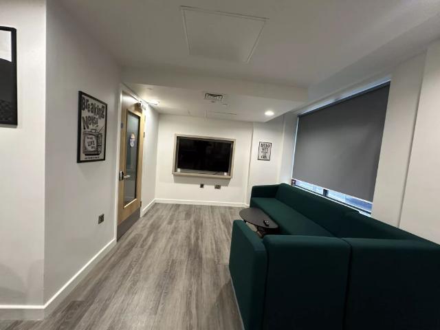 Premium Plus Studio