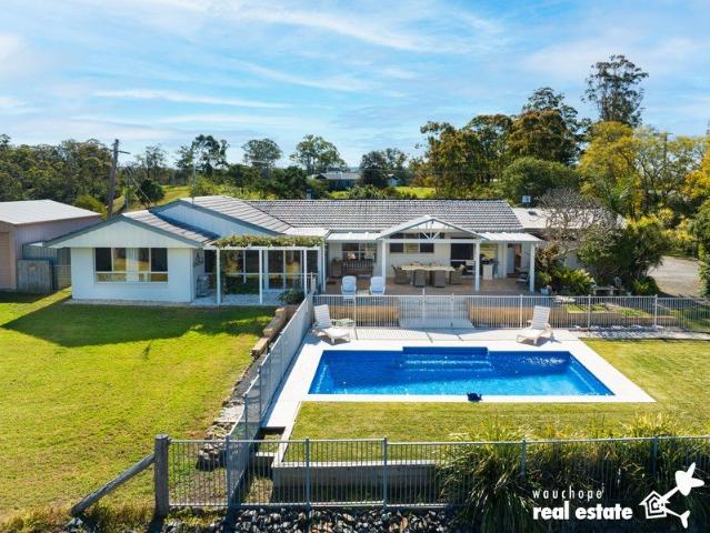 Premium Positioned Country Living with Bago Bluff Views & River Frontage