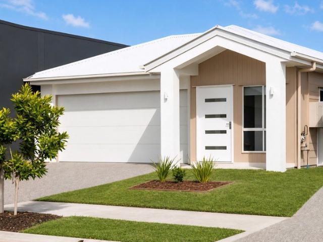 Premium Quality 3 Bedroom Home Plus Study