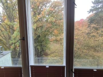 Premium Remote Work Oasis: Height Adjustable Desk, Private Gym & Green View, Berlin Amsterdam Apartments for Rent