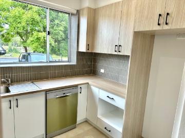 Premium Renovated Ground Floor Unit in Prime Location