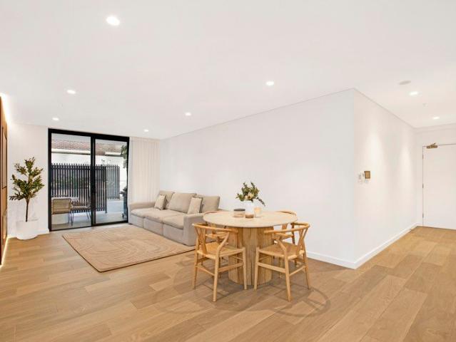 Premium Renovation With Alfresco Appeal In The Heart Of Mascot