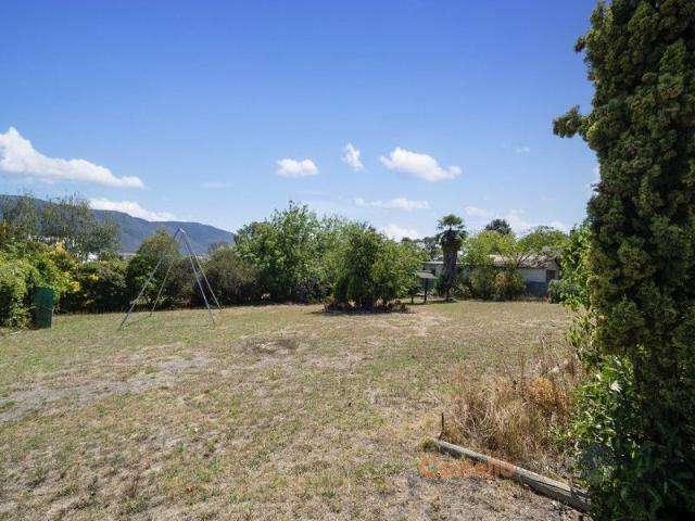 Premium Residential Block 920m² in Prime Corryong Location