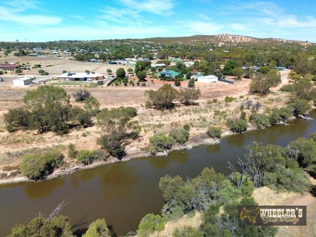 Premium Riverfront Estate