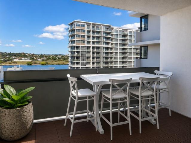 Premium Riverside Living at Portside Hamilton