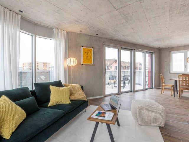 Premium Rooftop 2 Bedroom Apartment with 36 m² Terrace & Alps View – Crissier, Lausanne