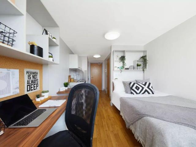 Premium Studio