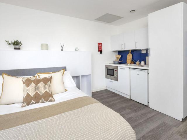 Premium Studio to let at The Cube Ealing, 11 Popes Lane, Ealing, London, W5 4NG | Accommodation for Students