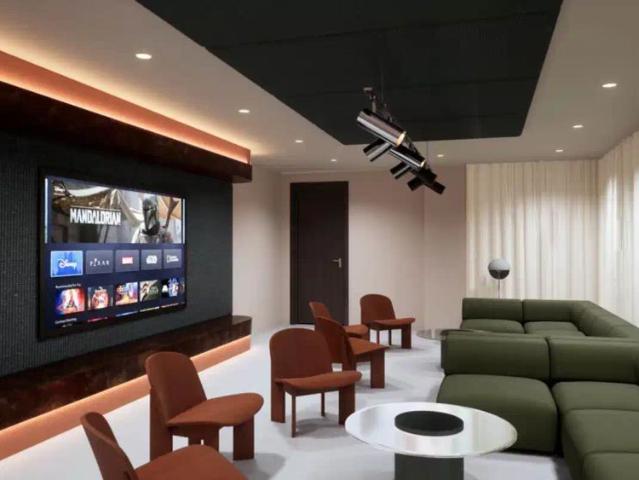 Premium Studio Top Floor