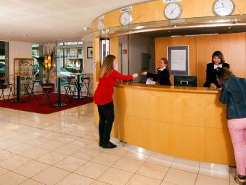 Premium Studio Tranquil and Comfortable Stay in Courbevoie Grande Arche