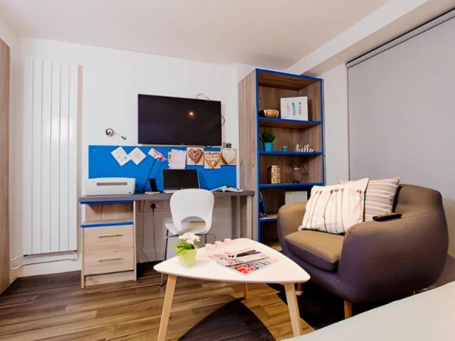 Premium Studio G