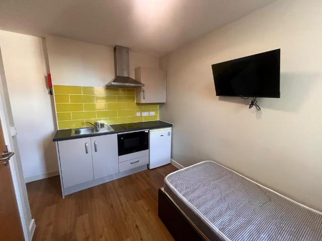 Premium Studio Single Bed at. Studio to rent £802 pcm £185 pw