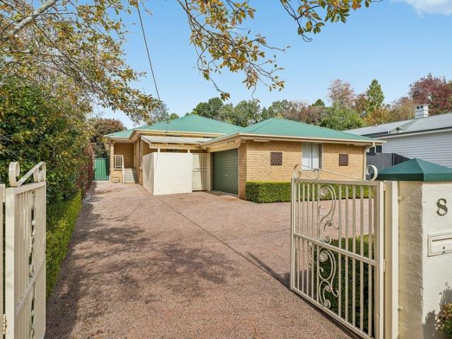 Open Home Saturday 1.00 1.30