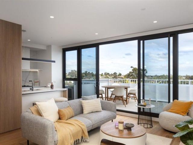 Premium Three Bedroom Retreat with Expansive Terrace & City Views