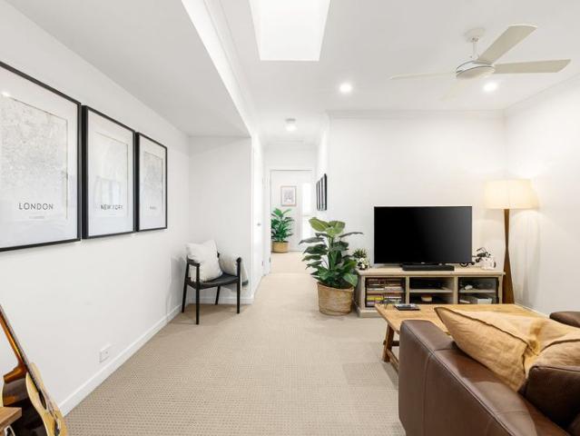 Premium Townhouse Living with Private Garden Courtyard