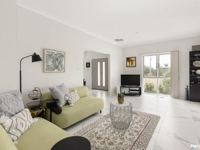 Premium Townhouse Offering Space, Style & Convenience