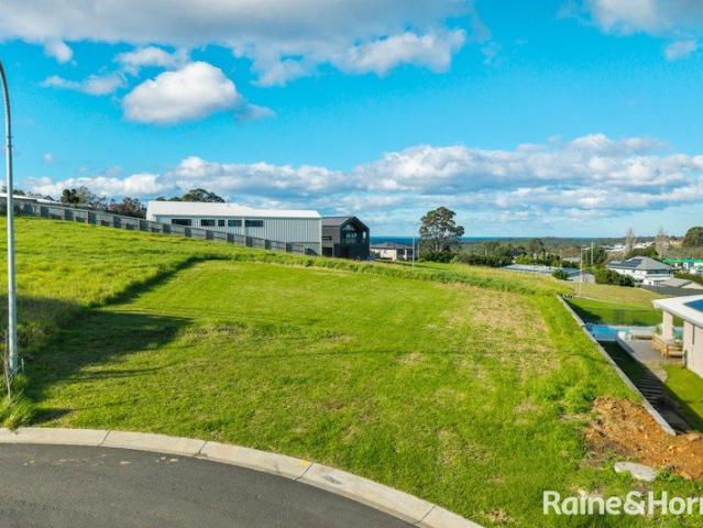 Premium Vacant Land in Historic Milton