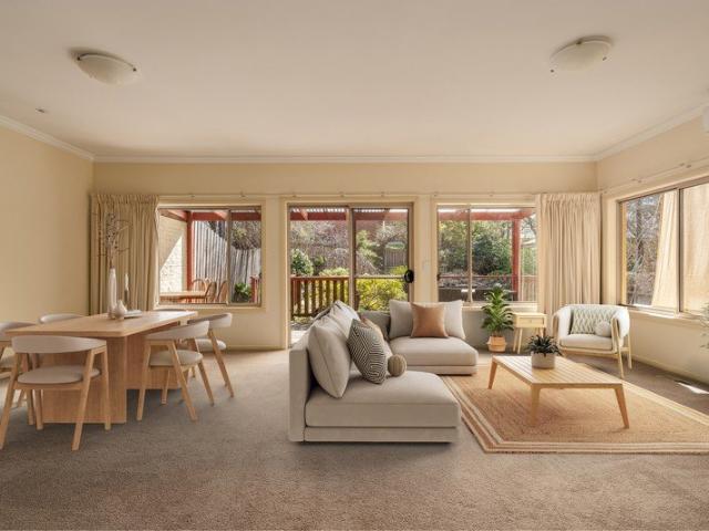 Premium Villa in Highly Convenient South Side Location