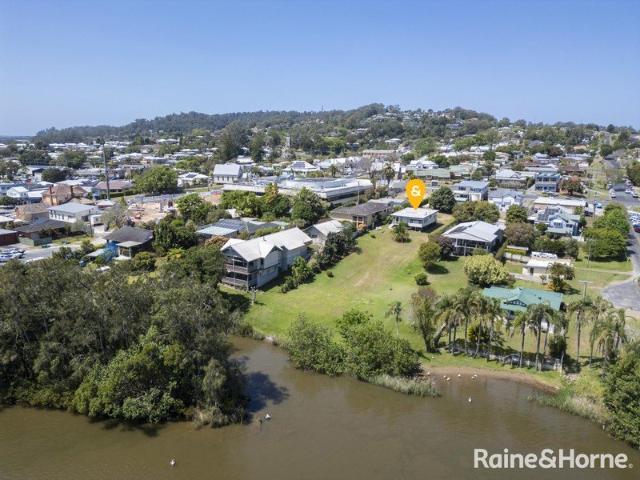 Premium Waterfront Opportunity
