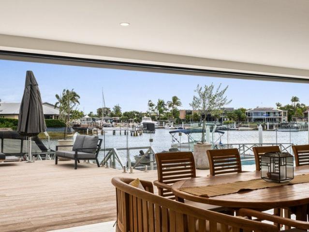 PREMIUM WATERFRONT POSITION, UNRIVALLED BUDDINA LIFESTYLE!