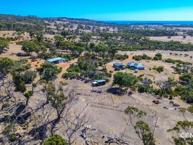 Premium 250 Acre Farming & Lifestyle Property, Modern Home & Quality Infrastructure