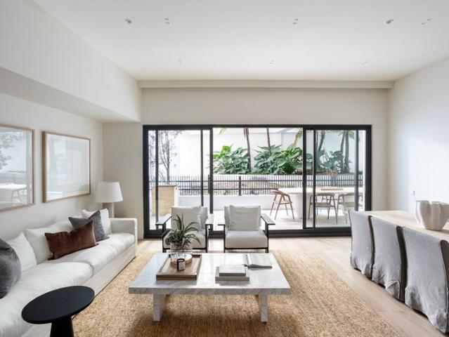 Premium 2 Bedroom Retreat with Secure Parking