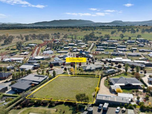 Premium 3,040m² Elevated Court Allotment with Protected Views