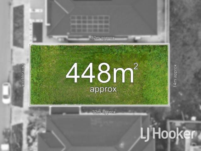 Premium 448m2 Land in Mondous Island, Berwick Waters!