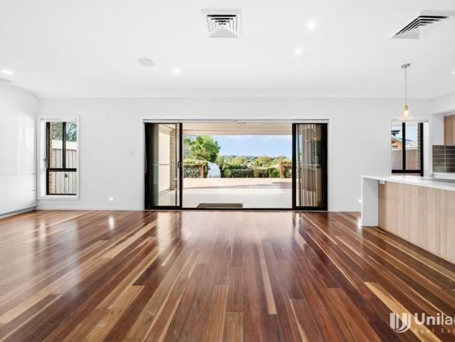 Premium 5 Bedroom Home | Study | Multiple Living Areas | Double Garage