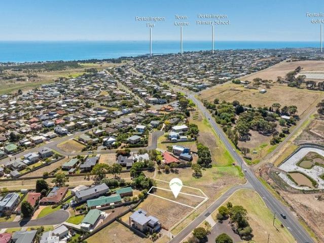 Premium 651m² Block with Stunning Bay Views Ready to Build Now!