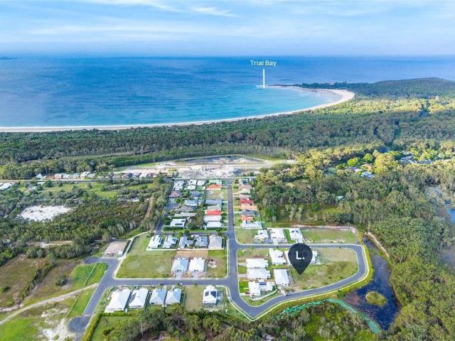 Premium 607m² Block in Prime Coastal Estate