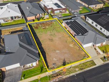 Premium 629sqm Drew's Paddock Lot, with Wide Frontage