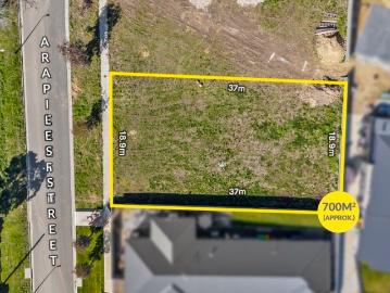 Premium 700m² Block in Sought After Location