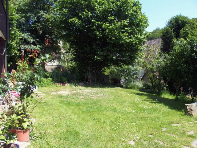 PREMIUMLAGE* Bezauberndes EFH mit großem Garten, ELW, Garage, Carport u.v.m
