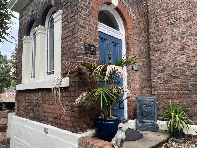 Shrewsbury Road, Prenton, CH43 2 bed apartment to rent £1,200 pcm £277 pw