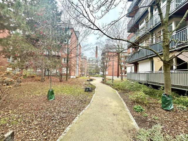 Prenzlauer Berg – beautiful, lovingly furnished apartment with underground parking