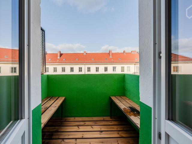Prenzlauer Berg Beautifully designed 2 bedroom flat plus study, fireplace and 2 balconies, Berlin Amsterdam Apartments for Rent