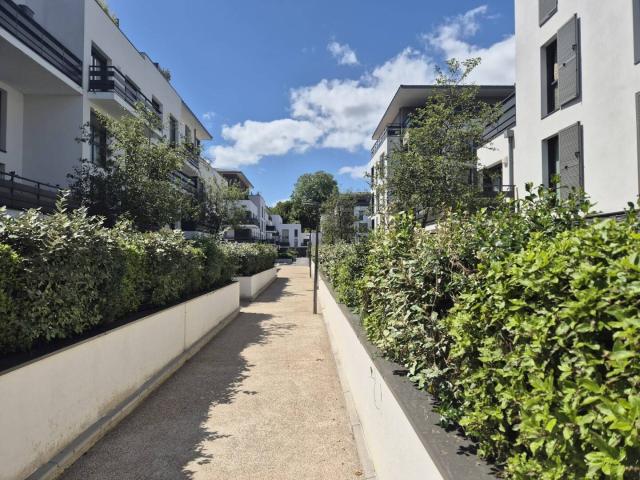 PRES DES BORDS DE L'OISE APPARTEMENT F3 EN DUPLEX A LOUER