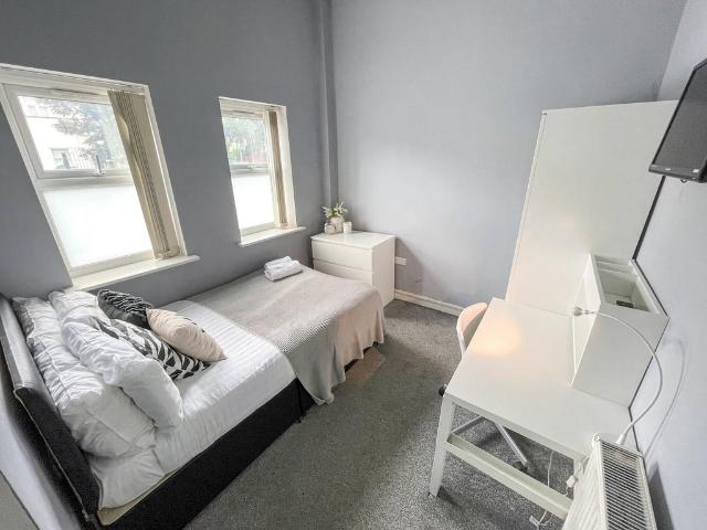 Prescot Road, L7 0JA, 1 bed in a house share to rent £433 pcm £100 pw