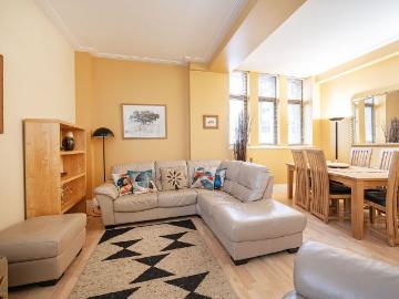 Prescot Street, City, London E1, 3 bed flat to rent, £5,417 pcm | PrimeLocation
