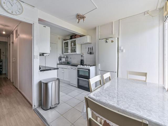 Prescott House, London SE17, 2 bed flat to rent, £2,400 pcm | PrimeLocation