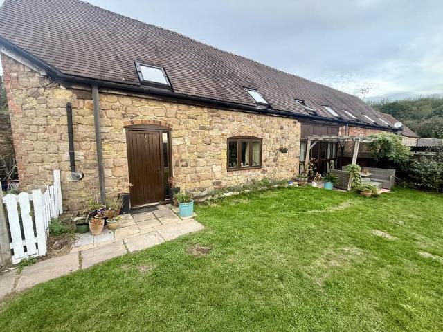 Prescott, Kidderminster, DY14 3 bed barn conversion to rent £1,400 pcm £323 pw