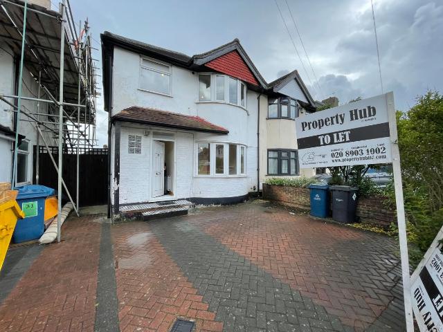 Prescelly Place, Edgware HA8, 3 bed semi detached house to rent, £2,350 pcm | PrimeLocation