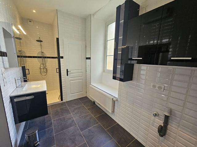 Presbytère Menoux 6 pièces 213 m2 habitables 2520m2 terrain